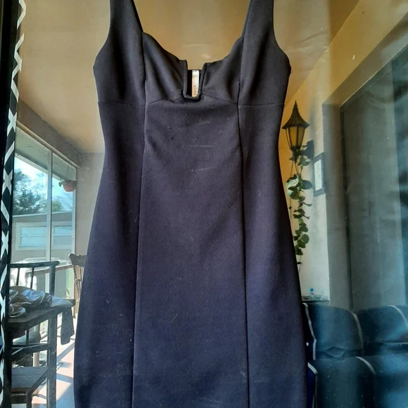 Dress - Picture 2 of 3